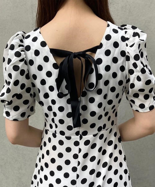 titty＆Co. PETIT（ティティアンドコープティ）の「【titty&Co.PETIT】バックリボンドットミディワンピース（ワンピース・レディース・ホワイト・FREE）」の7枚目の写真