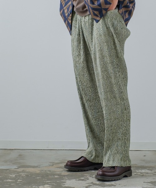 improves（インプローブス）の「総柄プリント 楊柳生地 ルーズフィット イージーパンツ（その他パンツ・メンズ・ベージュ/ブラック/ブラウン/チャコール・MEDIUM/LARGE）」の20枚目の写真