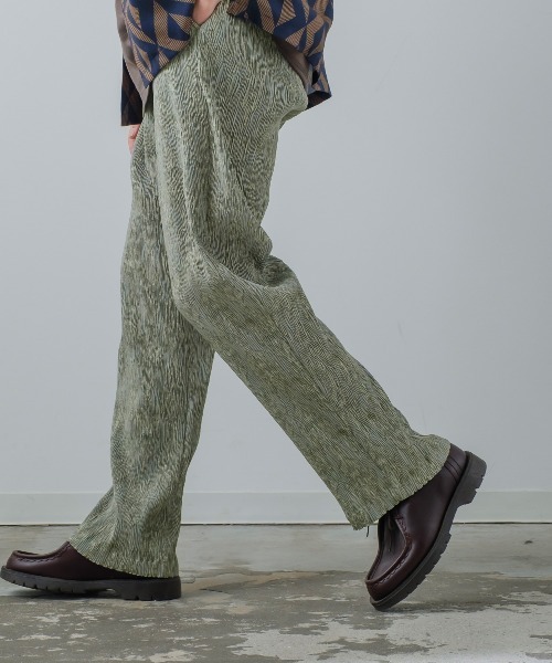 improves（インプローブス）の「総柄プリント 楊柳生地 ルーズフィット イージーパンツ（その他パンツ・メンズ・ベージュ/ブラック/ブラウン/チャコール・MEDIUM/LARGE）」の7枚目の写真