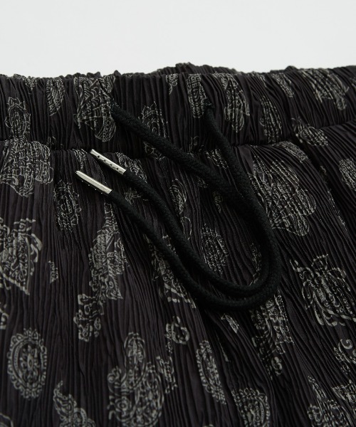 improves（インプローブス）の「総柄プリント 楊柳生地 ルーズフィット イージーパンツ（その他パンツ・メンズ・ベージュ/ブラック/ブラウン/チャコール・MEDIUM/LARGE）」の5枚目の写真