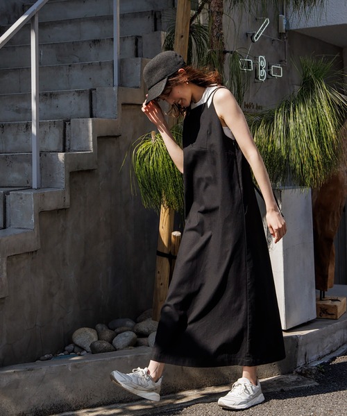 Emma Taylor（エマテイラー）の「リネンレイヤードキャミワンピース（ワンピース・レディース・ブラック/ベージュ/ブルー・FREE）」の9枚目の写真