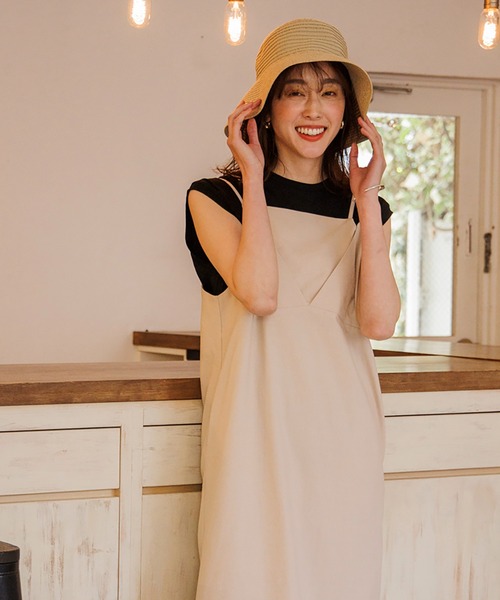 Emma Taylor（エマテイラー）の「リネンレイヤードキャミワンピース（ワンピース・レディース・ブラック/ベージュ/ブルー・FREE）」の10枚目の写真