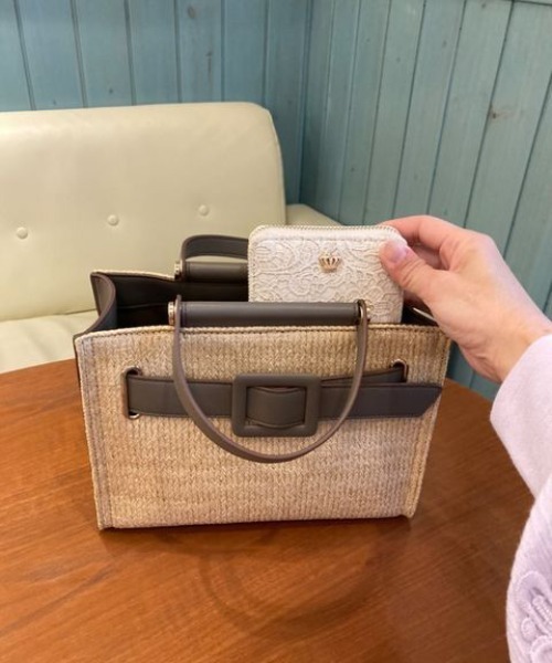 SALON de RUBAN（サロンドルヴァン）の「【SALON de RUBAN / サロン ド ルヴァン】 スクエア2wayハンドバッグ（ハンドバッグ・レディース・ベージュ/アイボリー/ダークグレー・FREE）」の12枚目の写真