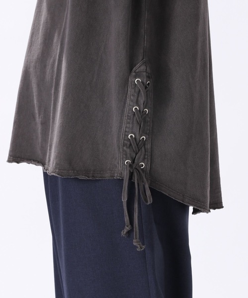 niko and...（ニコアンド）の「脇レースアップビッグTシャツ（Tシャツ/カットソー・メンズ・グリーン/チャコール/イエロー×ブラック/オフホワイト・MEDIUM/LARGE）」の13枚目の写真