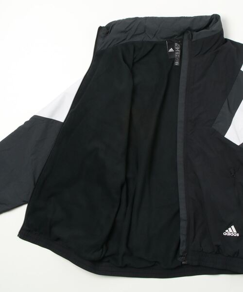 adidas(アディダス)の「ショータイム ブランド ウーブンジャケット / アディダス(メンズ)(ナイロンジャケット・メンズ・ブラック×ホワイト/ダークブルー・XX-LARGE/XXX-LARGE/SMALL/MEDIUM/LARGE/X-LARGE/X-SMALL)」の3枚目の写真