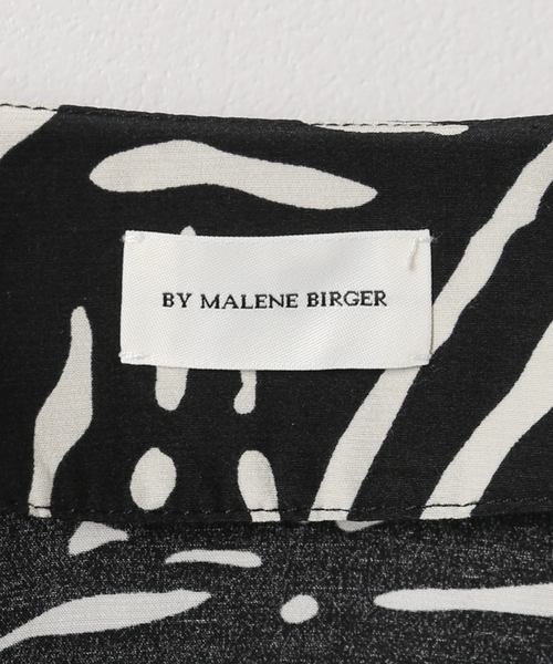 IENA(イエナ)の「【BY MALENE BIRGER/バイ マレーネ ビルガー】GERTRYD PRINTEDブラウス(シャツ/ブラウス・レディース・ブラック・34)」の13枚目の写真