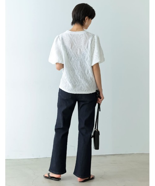 Re:EDIT（リエディ）の「[辻元舞さん着用]リーフ柄ボリュームスリーブシアージャガードブラウス（Tシャツ/カットソー・レディース・ホワイト/ブラック・LARGE/MEDIUM）」の11枚目の写真