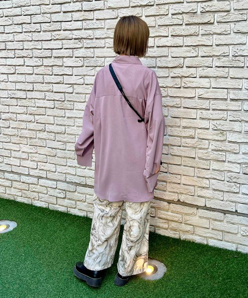 byYOUANCE(バイユアンス)の「スリットスリーブオーバーシャツ(シャツ/ブラウス・レディース・ピンク/マスタード/ホワイト系その他4・FREE)」の15枚目の写真
