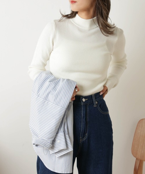 WEGO（ウィゴー）の「WEGO/リブハイネックセーター（ニット/セーター・レディース・ホワイト/ブラック/ブラック系その他5/ベージュ系その他5・FREE）」の2枚目の写真