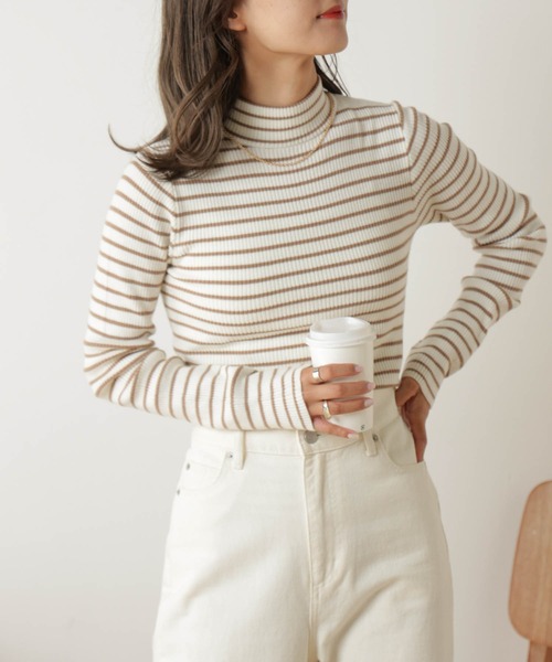 WEGO（ウィゴー）の「WEGO/リブハイネックセーター（ニット/セーター・レディース・ホワイト/ブラック/ブラック系その他5/ベージュ系その他5・FREE）」の4枚目の写真