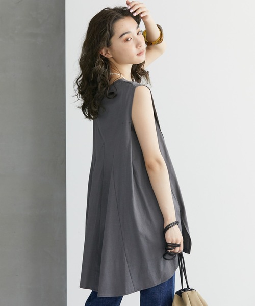 バックフレア切り替えノースリーブチュニック