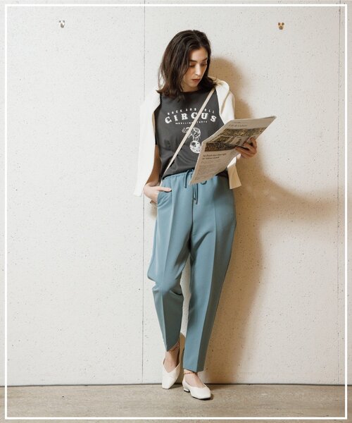 OPAQUE.CLIP（オペークドットクリップ）の「◆デュアルストレッチ イージーテーパードパンツ【WEB限定サイズ】（その他パンツ・レディース・チャコールグレー/ブラック/イエロー/ブルー/パープル系・34/36/38/40/42）」の6枚目の写真