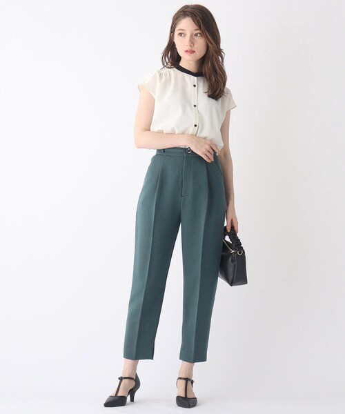 index（インデックス）の「◆シャンブレーストレッチ テーパードパンツ【WEB限定サイズ】（その他パンツ・レディース・ベージュ系その他7/ホワイト系7/ブルー系4・40/38/42/36）」の21枚目の写真