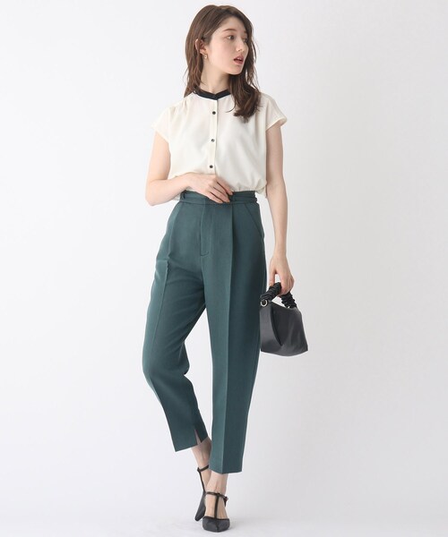 index（インデックス）の「◆シャンブレーストレッチ テーパードパンツ【WEB限定サイズ】（その他パンツ・レディース・ベージュ系その他7/ホワイト系7/ブルー系4・40/38/42/36）」の22枚目の写真