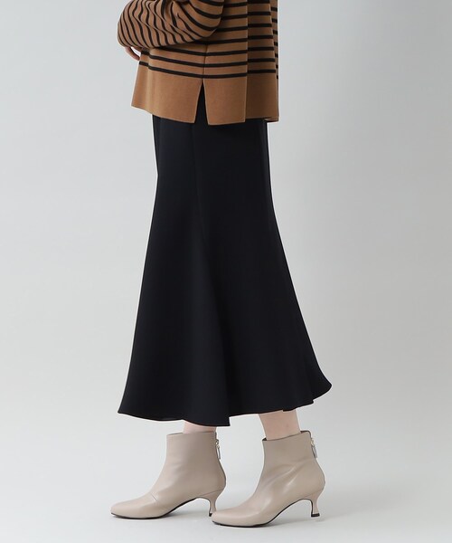 UNTITLED（アンタイトル）の「◆【１枚で着映える】裾ボリューム マーメイドスカート＜洗える／秋から冬まで＞（スカート・レディース・ピンク系/ブラック/ブラウン系その他/モスグリーン・46/02/42/04/03/48/50/44/00/01）」の19枚目の写真