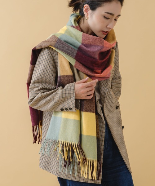 KATHARINE ROSS(キャサリンロス)の「【KATHARINE ROSS】カラフルブロックチェックストール WEB限定(ストール/ショール・レディース・ブラック/ピンク/グリーン/ボルドー・MEDIUM)」の4枚目の写真
