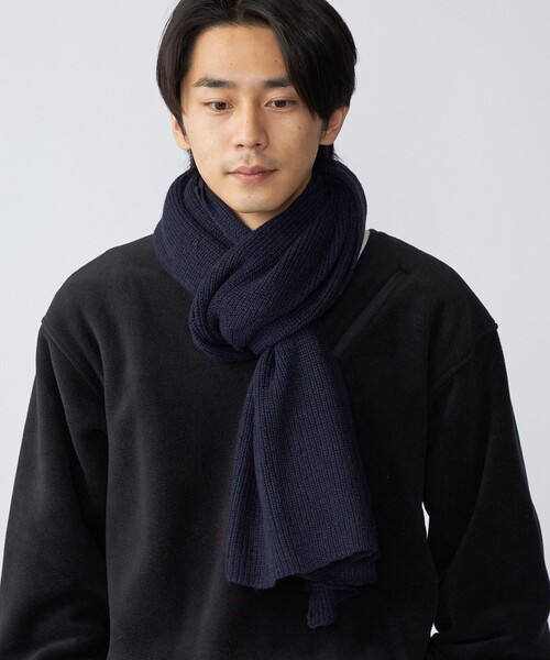 SHIPS(シップス)の「*SHIPS:〈ウォッシャブル〉Clacarbo(R) ビッグ ニット マフラー(マフラー・メンズ・ブラック/ネイビー/オリーブ・ONE SIZE)」の6枚目の写真