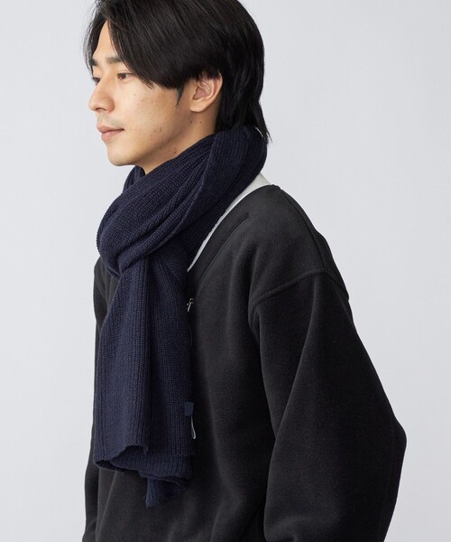 SHIPS(シップス)の「*SHIPS:〈ウォッシャブル〉Clacarbo(R) ビッグ ニット マフラー(マフラー・メンズ・ブラック/ネイビー/オリーブ・ONE SIZE)」の7枚目の写真
