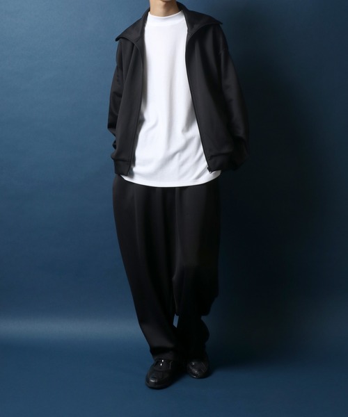 ANPAS（アンパス）の「Wide Silhouette Volume High Neck Track Jacket/別注 ワイドシルエット ボリュームハイネック トラックジャケット ジャージ セットアップ対応（ジャージ・メンズ・ブラック・LL/M/L）」の11枚目の写真