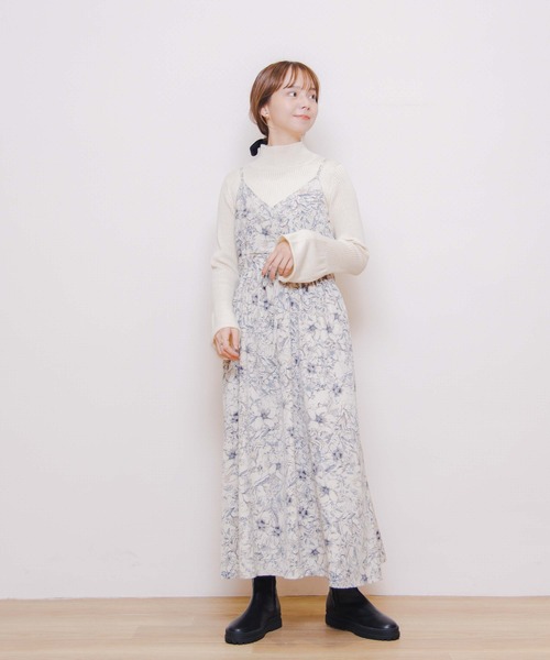 flower（フラワー）の「ニュアンスフラワーワンピース2（ワンピース・レディース・アイボリー/ブラウン・FREE）」の5枚目の写真