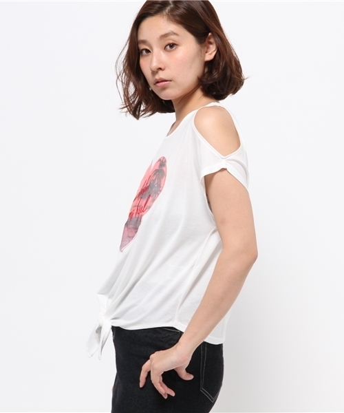 WEGO（ウィゴー）の「WEGO/ハート肩開き前結びTシャツ（Tシャツ/カットソー・レディース・ホワイト系その他/オフホワイト・FREE）」の7枚目の写真