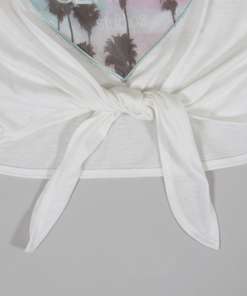 WEGO（ウィゴー）の「WEGO/ハート肩開き前結びTシャツ（Tシャツ/カットソー・レディース・ホワイト系その他/オフホワイト・FREE）」の5枚目の写真