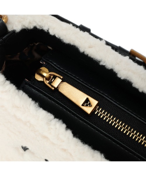 Guess（ゲス）の「VIKKY Shoulder Bag（ショルダーバッグ・レディース・ナチュラル・ONE SIZE）」の6枚目の写真