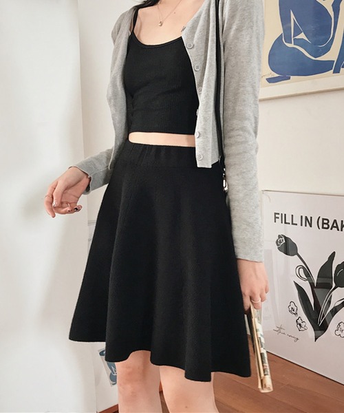 ANOTHER S(アナザーエス)の「ニットフレアミニスカート(スカート・レディース・ブラック/グレー/ベージュ/グリーン/アイボリー・FREE)」の6枚目の写真