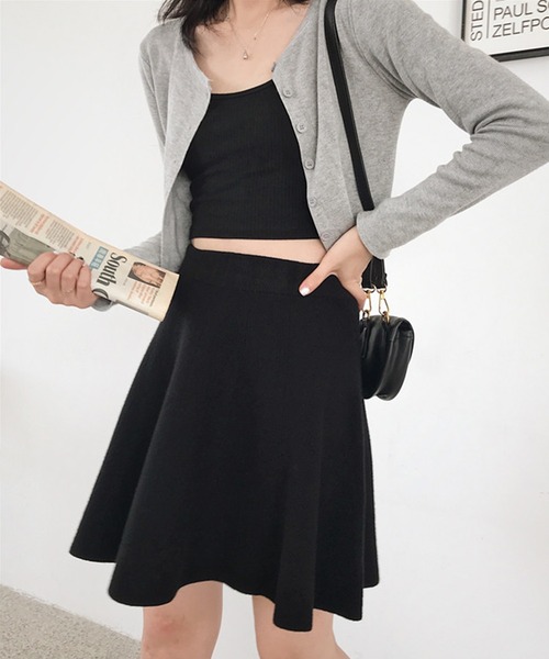 ANOTHER S(アナザーエス)の「ニットフレアミニスカート(スカート・レディース・ブラック/グレー/ベージュ/グリーン/アイボリー・FREE)」の15枚目の写真