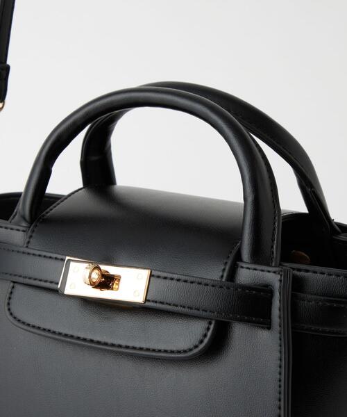 green label relaxing（グリーンレーベルリラクシング）の「ベルト ミニ 2WAY バッグ（ショルダーバッグ・レディース・ブラック/ケリー/その他1・FREE）」の13枚目の写真