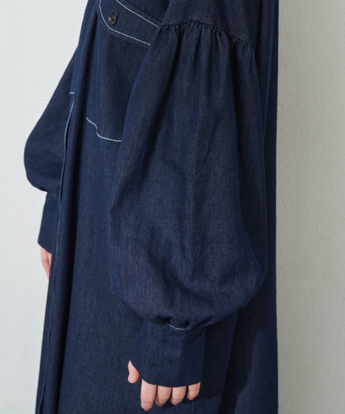 MERLOT（メルロー）の「たっぷりボリューム袖　デニムシャツワンピース（ワンピース・レディース・インディゴブルー/ブラック・FREE）」の10枚目の写真