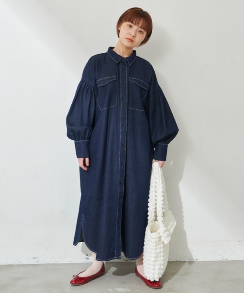 MERLOT（メルロー）の「たっぷりボリューム袖　デニムシャツワンピース（ワンピース・レディース・インディゴブルー/ブラック・FREE）」の20枚目の写真