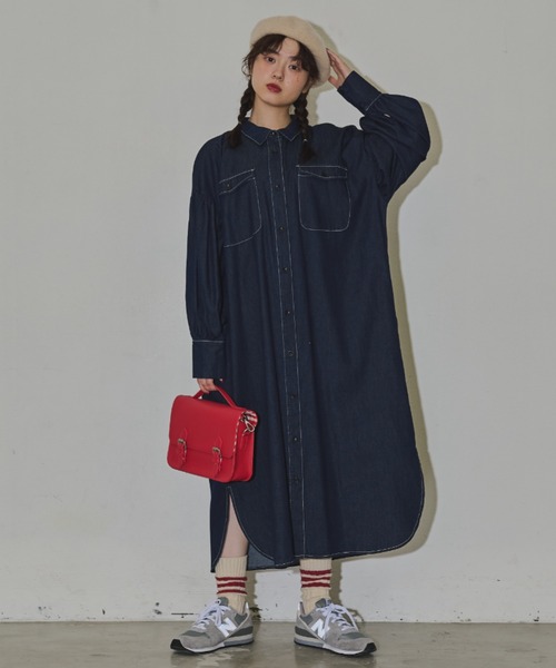 MERLOT（メルロー）の「たっぷりボリューム袖　デニムシャツワンピース（ワンピース・レディース・インディゴブルー/ブラック・FREE）」の19枚目の写真