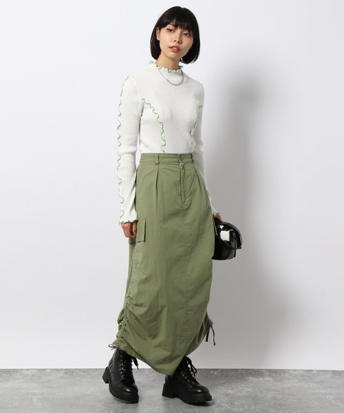 PAGEBOY(ページボーイ)の「メロータートルニット(ニット/セーター・レディース・ラベンダー/ブラック/オフホワイト・FREE)」の11枚目の写真