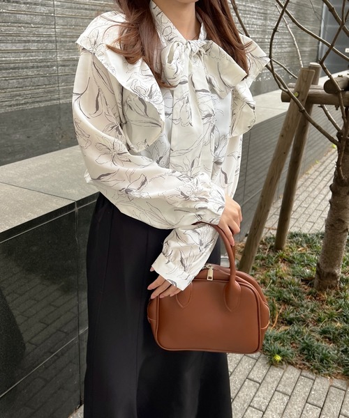 Lamoa（ラモア）の「Lamoa/花柄 フリル ボウタイリボン ブラウス（シャツ/ブラウス・レディース・ホワイト/ブラック・MEDIUM）」の16枚目の写真