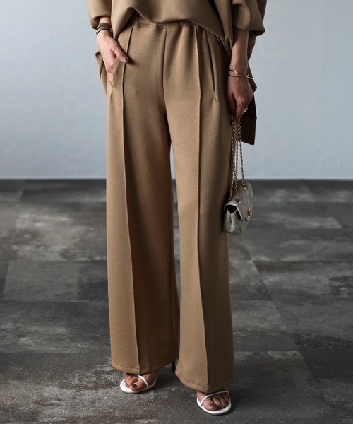 Bonjour Sagan（ボンジュールサガン）の「センタープレスストレッチワイドパンツ（スラックス・レディース・ブラウン/アイボリー/ブラック/ベージュ/グレー/ホワイト/グレイッシュベージュ/チャコールグレー・FREE）」の7枚目の写真