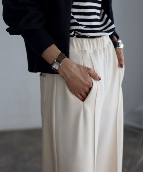 Bonjour Sagan（ボンジュールサガン）の「センタープレスストレッチワイドパンツ（スラックス・レディース・ブラウン/アイボリー/ブラック/ベージュ/グレー/ホワイト/グレイッシュベージュ/チャコールグレー・FREE）」の14枚目の写真