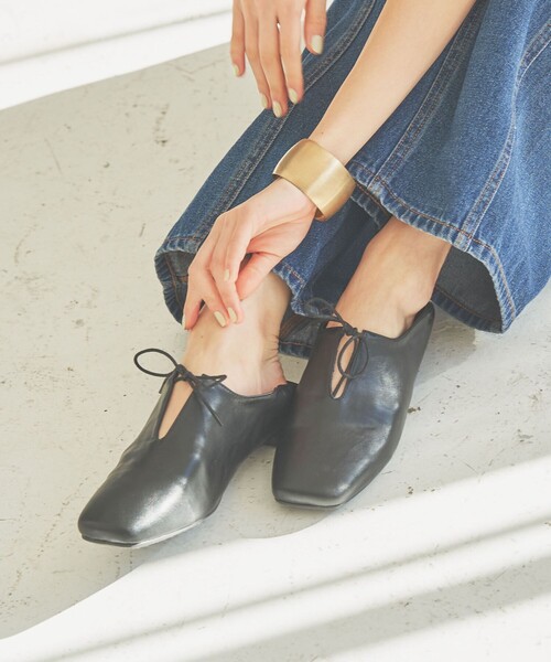 coen（コーエン）の「スクエアレースフラットシューズ（スリッポン・レディース・ホワイト/ブラック・S/M/L/XL）」の3枚目の写真