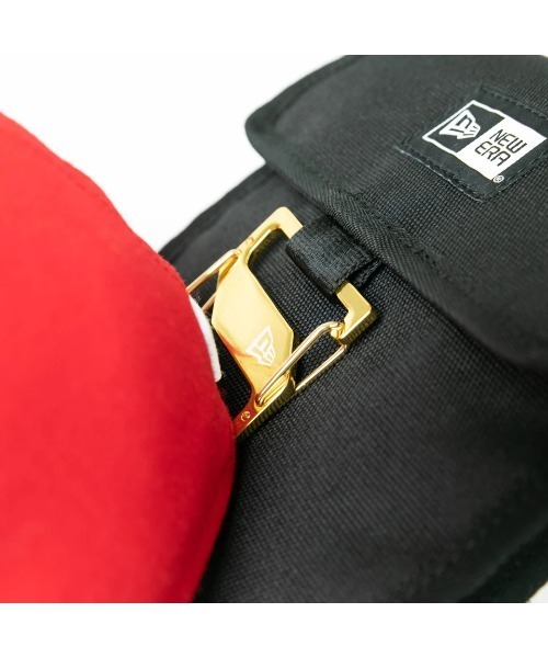 NEW ERA(ニューエラ)の「NEW ERA/ニューエラ ショルダーバック スクエア ネックポーチ 0.5L ボックスロゴ 13552461/14324458(ショルダーバッグ・メンズ・ブラック/カモフラージュ・FREE)」の16枚目の写真
