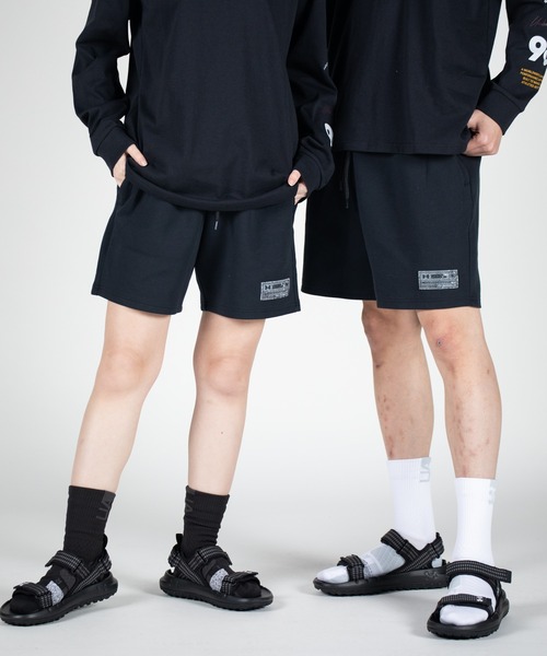 UNDER ARMOUR（アンダーアーマー）の「UAサミットニット ショーツ（トレーニング/メンズ/レディース）（その他パンツ・レディース・ブラック/ホワイト・3XL/L/M/S/XL/XXL）」の2枚目の写真