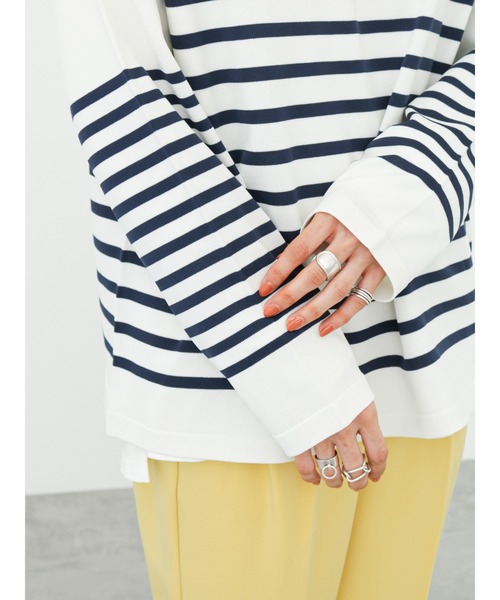 Samansa Mos2 blue（サマンサモスモスブルー）の「パネルボーダーニットプルオーバー（ニット/セーター・レディース・ネイビー/イエロー/グリーン・ﾌﾘ-）」の15枚目の写真