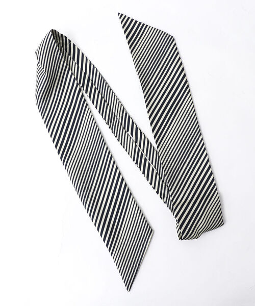 NOLLEY'S goodman（ノーリーズグッドマン）の「ART エッジプリントスカーフタイ italian fabric（バンダナ/スカーフ・メンズ・ホワイト系その他4・FREE）」の5枚目の写真