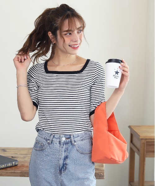 ad thie(アドティエ)の「前後2WAY リブニット スクエアカラーちびTee(Tシャツ/カットソー・レディース・ブルー/ホワイト/オフホワイト/ブラック/グリーン・FREE)」の11枚目の写真