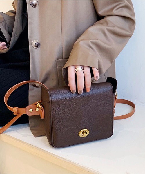 LOPASS（ロパス）の「レトロなミニカジュアルショルダーバッグ（ショルダーバッグ・レディース・ブラウン・L/M）」の12枚目の写真