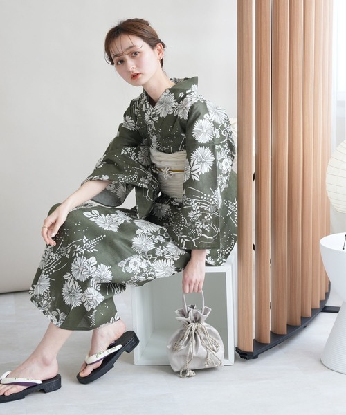 utatane(ウタタネ)の「選べる浴衣3点セット utataneオリジナルデザイン 国内染色(浴衣・レディース・グリーン系1/グリーン系2/ライトグリーン系1/ネイビー系1/ネイビー系2/ピンク系1/ピンク系2/ブルー系2/ホワイト系3/ホワイト系1/グレー系3/ブルー系1/グレー系1/グレー系2/パープル系3/グレー系4/ホワイト系2/イエロー系3/ブラック系1/パープル系1/イエロー系1/イエロー系2/パープル系2/ホワイト系4・FREE)」の10枚目の写真