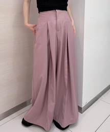タックボリュームワイドパンツ