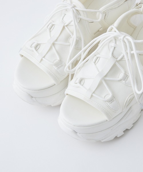 one after another NICE CLAUP(ワンアフターアナザーナイスクラップ)の「スニーカーサンダル(サンダル・レディース・ブラック/ホワイト・SMALL/MEDIUM/LARGE)」の8枚目の写真