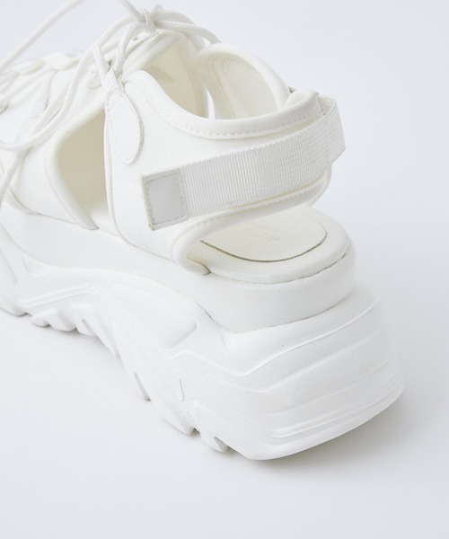 one after another NICE CLAUP(ワンアフターアナザーナイスクラップ)の「スニーカーサンダル(サンダル・レディース・ブラック/ホワイト・SMALL/MEDIUM/LARGE)」の11枚目の写真