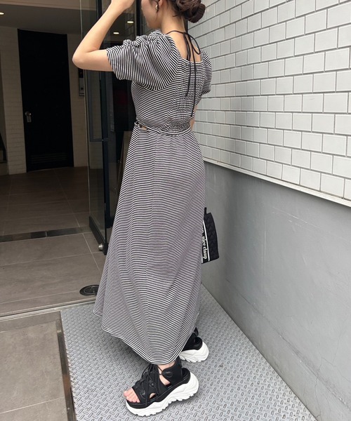 one after another NICE CLAUP(ワンアフターアナザーナイスクラップ)の「スニーカーサンダル(サンダル・レディース・ブラック/ホワイト・SMALL/MEDIUM/LARGE)」の3枚目の写真