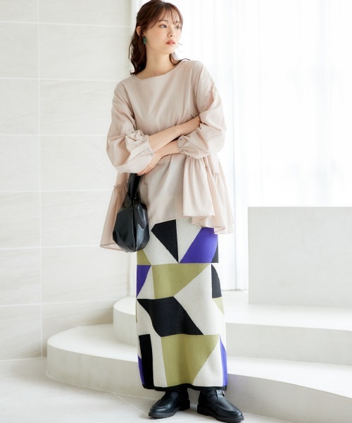 miclat（ミクラ）の「大きいサイズ　ギャザーフレアチュニック　miclat（シャツ/ブラウス・レディース・ブラック/ベージュ/グリーン・L/LL/3L/4L/5L）」の7枚目の写真